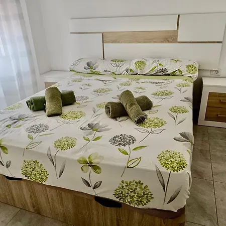 Con Piscina En Apartament Costa Adeje (Tenerife)