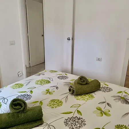 Апартаменты Con Piscina En *