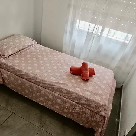 Apartament Con Piscina En *