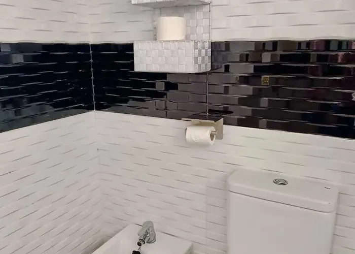 Con Piscina En * 阿德耶