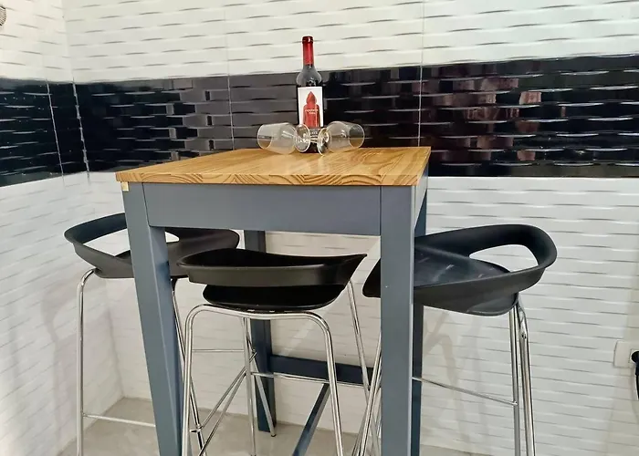 Con Piscina En Appartement